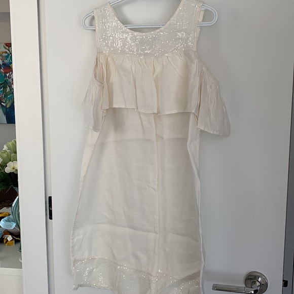Linen summer dress, designer, unlined, off the shoulder sleeve - Picture 2 of 5